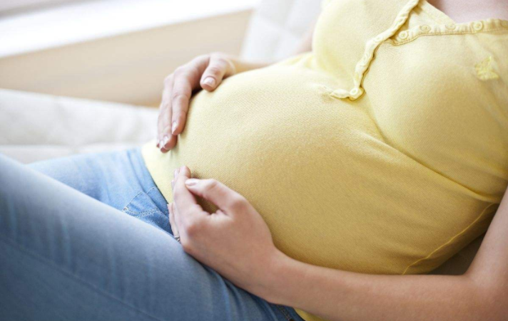 孕期什么時候摸肚子合適 孕期怎么正確摸肚子 孕期什么時候摸肚子合適 孕期怎么正確摸肚子