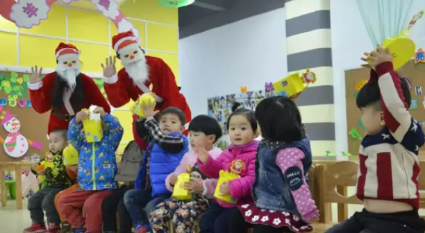 幼兒園大班平安夜活動方案 2018平安夜幼兒園大班活動方案