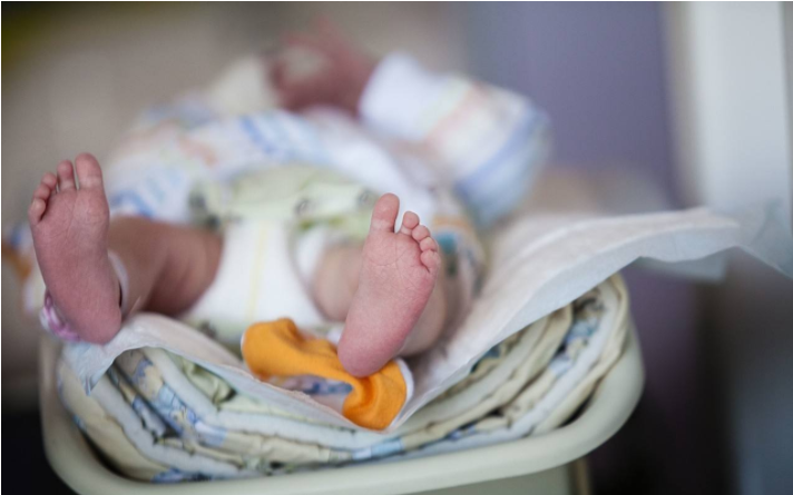 新生兒體重多少斤合適 影響新生兒體重的有哪些因素