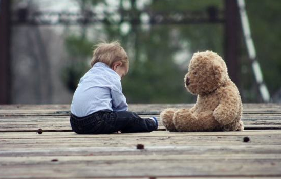 自閉兒童怎么治愈 自閉兒童治療方法