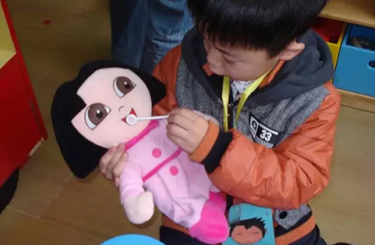 自閉兒童怎么治愈 自閉兒童治療方法