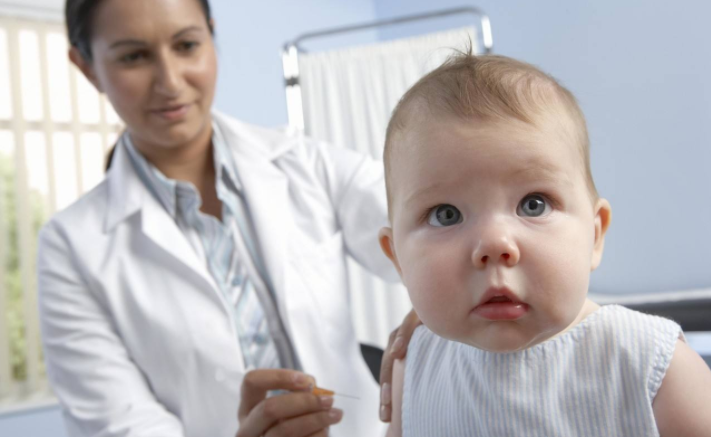 寶寶出生第一針疫苗是什么 寶寶第一針疫苗化膿怎么回事 寶寶出生第一針疫苗是什么 寶寶第一針疫苗化膿怎么回事