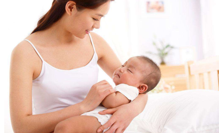 寶寶多大開始穿內褲好 寶寶內褲怎么挑選