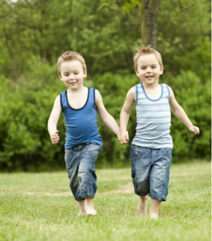 寶寶光腳走路有什么好處 哪些寶寶不適合光腳走路 寶寶光腳走路有什么好處 哪些寶寶不適合光腳走路