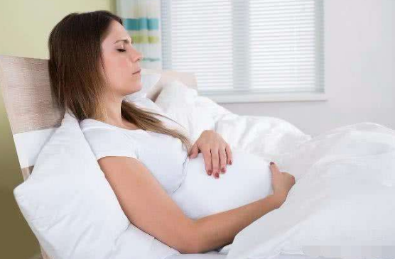 孕婦睡覺打呼嚕怎么辦 孕婦睡覺打呼嚕解決方法