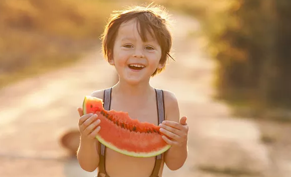 6-12月寶寶吃什么好 6-12月寶寶喂養技巧