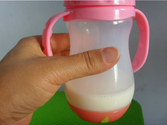 奶粉溶解快好還是慢好 奶粉不易溶解怎么辦 奶粉溶解快好還是慢好 奶粉不易溶解怎么辦