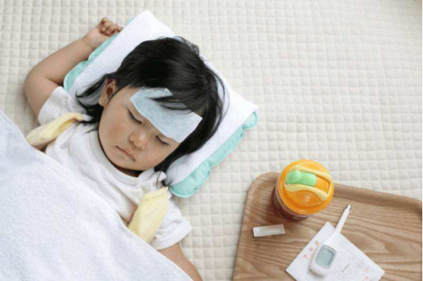 孩子發燒多少度可以用退燒藥 孩子發燒怎么使用退燒藥 孩子發燒多少度可以用退燒藥 孩子發燒怎么使用退燒藥