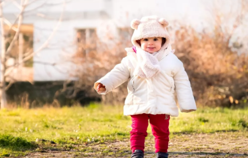 冬天寶寶穿太多不好嗎 寶寶穿多穿少怎么判斷 冬天寶寶穿太多不好嗎 寶寶穿多穿少怎么判斷