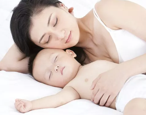 如何正確抱寶寶 抱寶寶的正確姿勢