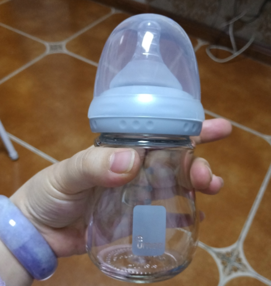 umee玻璃寬口奶瓶怎么樣 umee玻璃寬口奶瓶好用嗎 umee玻璃寬口奶瓶怎么樣 umee玻璃寬口奶瓶好用嗎