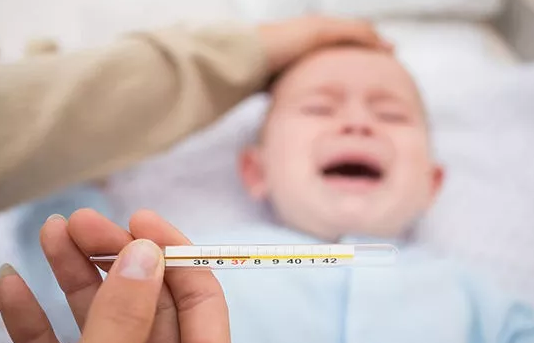 孩子發燒用什么藥好 孩子發燒用藥推薦 孩子發燒用什么藥好 孩子發燒用藥推薦