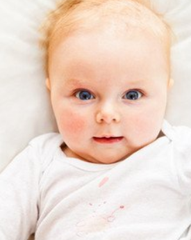 寶寶嘴唇發紫是怎么回事 寶寶嘴唇發紫是什么原因 寶寶嘴唇發紫是怎么回事 寶寶嘴唇發紫是什么原因