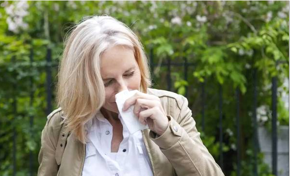 孕期呼吸困難怎么回事 孕期呼吸不暢怎么緩解