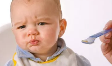 寶寶積食怎么辦 寶寶積食有哪些表現(xiàn) 寶寶積食怎么辦 寶寶積食有哪些表現(xiàn)