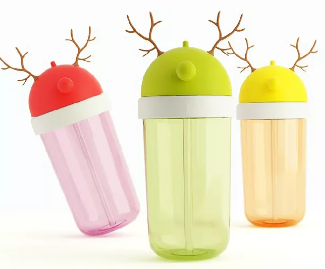 寶寶多大可以用吸管杯喝水 怎么教寶寶用吸管杯喝水