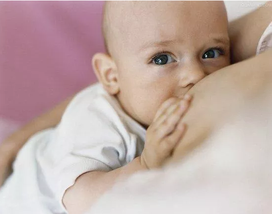 寶寶乳糖不耐受還可以喂母乳嗎 寶寶乳糖不耐受有哪些癥狀