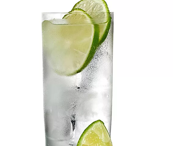 孕期孕婦哪些水不能喝 孕期不能喝什么類型的水