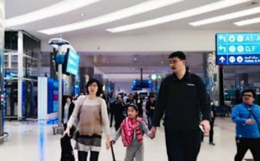 姚明女兒身高多少 姚明8歲女兒身高逼近成年人 姚明女兒身高多少 姚明8歲女兒身高逼近成年人