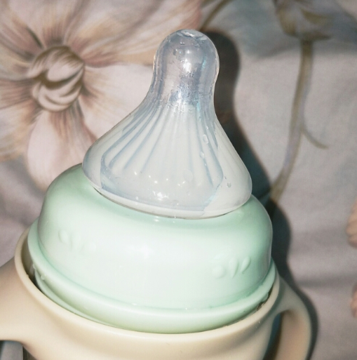 wker寶寶奶瓶怎么樣 wker寶寶奶瓶什么材質