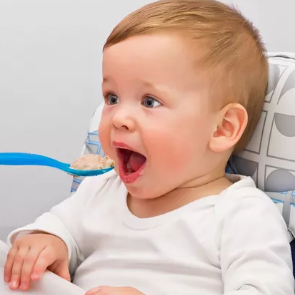 寶寶不愛(ài)吃飯?jiān)趺崔k 如何讓寶寶乖乖吃飯