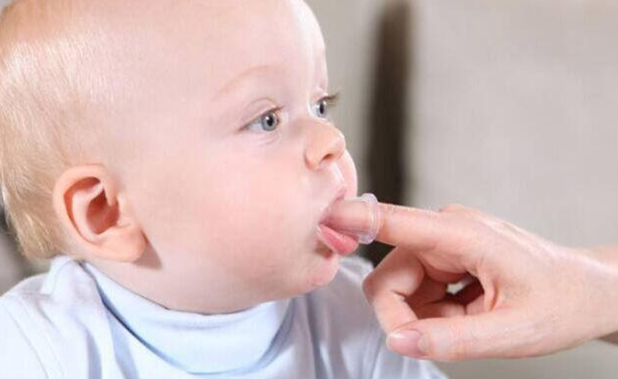 寶寶乳牙需要每天清洗嗎 寶寶乳牙清洗方法 寶寶乳牙需要每天清洗嗎 寶寶乳牙清洗方法