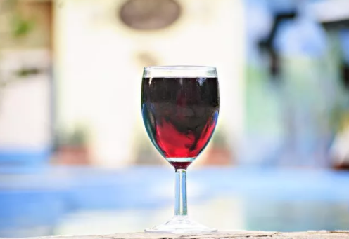 哺乳期能喝酒嗎 哺乳期喝酒注意事項 哺乳期能喝酒嗎 哺乳期喝酒注意事項