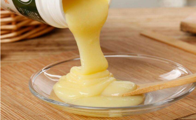 男性備孕可以吃蜂王漿嗎 男性備孕吃什么食物好 男性備孕可以吃蜂王漿嗎 男性備孕吃什么食物好