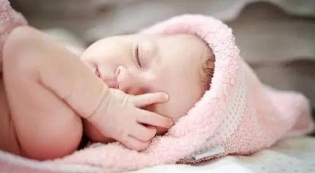 小兒疝氣什么時候做手術最好 小兒疝氣手術最佳年齡 小兒疝氣什么時候做手術最好 小兒疝氣手術最佳年齡