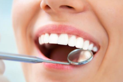 寶寶塞牙怎么辦 寶寶塞牙處理妙招 寶寶塞牙怎么辦 寶寶塞牙處理妙招