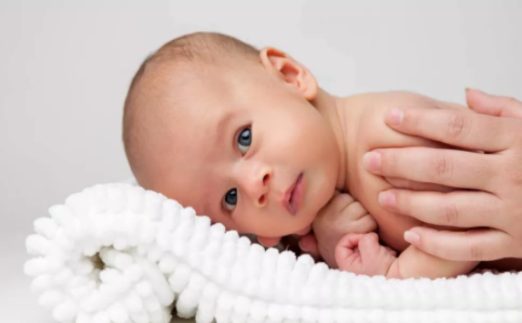 孩子怎么吃都不胖怎么辦 孩子吃不胖解決辦法