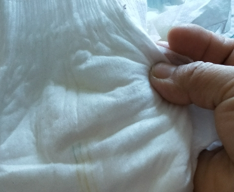 皮皮克紙尿褲怎么樣 皮皮克紙尿褲和尤妮佳紙尿褲對比 皮皮克紙尿褲怎么樣 皮皮克紙尿褲和尤妮佳紙尿褲對比