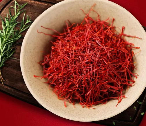 女性喝藏紅花有什么好處  女性喝藏紅花的好處和功效