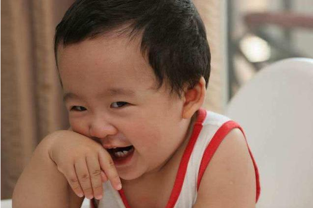 3到6歲小孩應該怎么教育 3到6歲小孩的4個敏感期階段 3到6歲小孩應該怎么教育 3到6歲小孩的4個敏感期階段