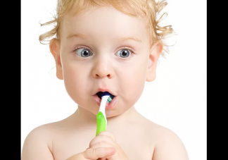 孩子換乳牙時不掉怎么辦 換牙可以拔掉嗎