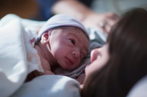 哺乳期間怎么預(yù)防堵奶 哺乳期預(yù)防堵奶方法