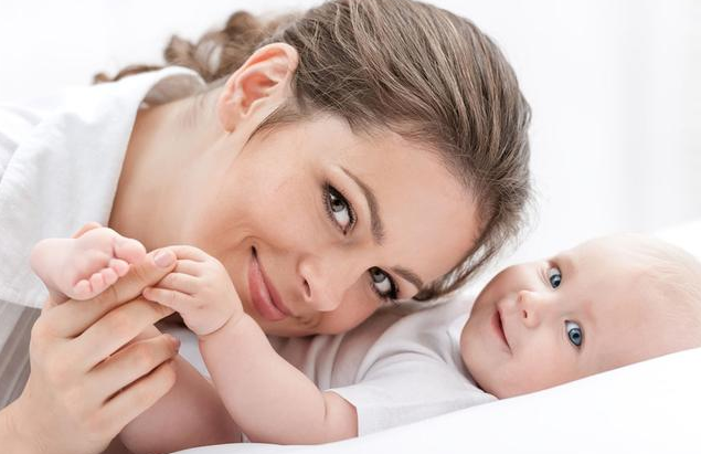 冬天需要給寶寶補(bǔ)充維生素嗎 寶寶缺乏維生素的癥狀表現(xiàn) 冬天需要給寶寶補(bǔ)充維生素嗎 寶寶缺乏維生素的癥狀表現(xiàn)