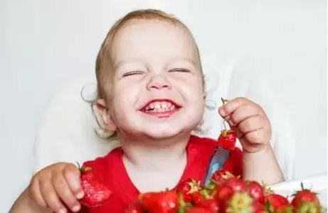 冬天需要給寶寶補充維生素嗎 寶寶缺乏維生素的癥狀表現