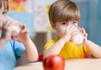 孩子補(bǔ)鈣食物紅黑榜 0-6歲孩子補(bǔ)鈣指南