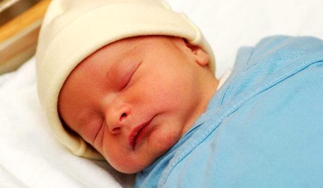 新生兒黃疸照藍光有什么副作用 新生兒黃疸注意事項 新生兒黃疸照藍光有什么副作用 新生兒黃疸注意事項