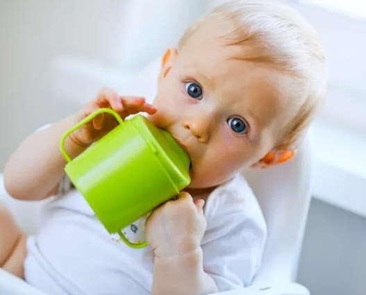 寶寶暈車有什么表現 寶寶暈車怎么辦 寶寶暈車有什么表現 寶寶暈車怎么辦