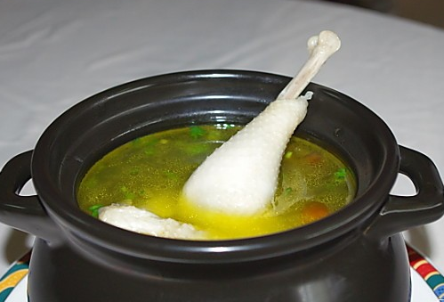 坐月子喝什么水好 坐月子可以喝白開水嗎 坐月子喝什么水好 坐月子可以喝白開水嗎