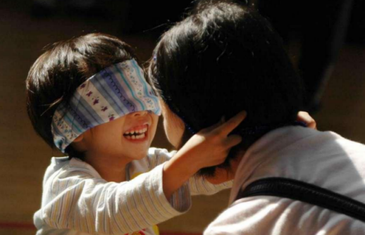 孩子玩玩具都不專心怎么辦 提高孩子注意力小妙招