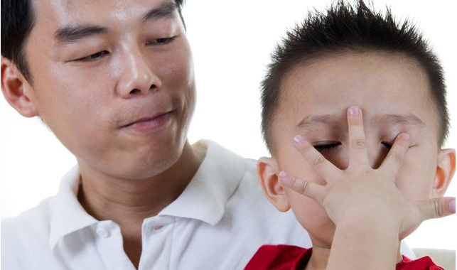 如何對孩子進行正確的賞識教育 家長對賞識教育的常見誤區