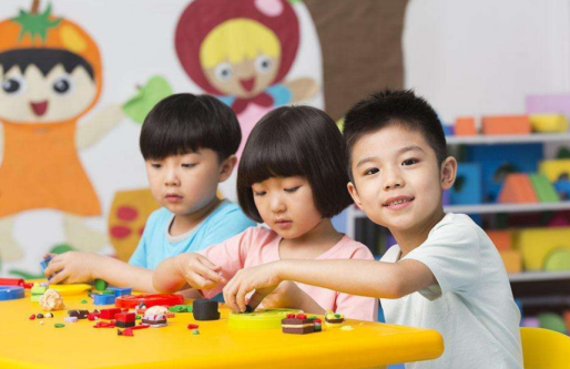 寶寶離不開媽媽說說朋友圈 寶寶上幼兒園心情短語 寶寶離不開媽媽說說朋友圈 寶寶上幼兒園心情短語