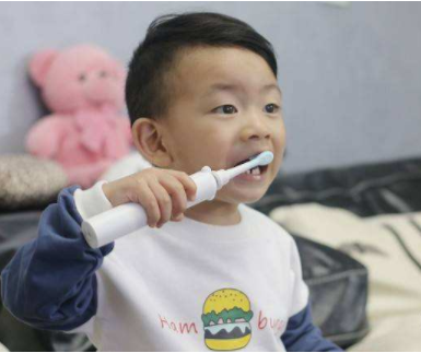兒童使用電動牙刷的好處 兒童電動牙刷挑選指南