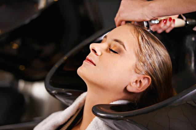 孕婦可以燙頭發嗎 孕婦燙頭發對胎兒的危害