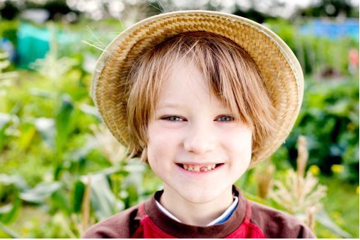 兒童牙齒不整齊怎么辦 兒童牙齒不整齊的原因