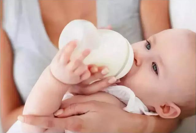 寶寶牛奶過敏怎么喂養 寶寶牛奶過敏的10個認知小誤區