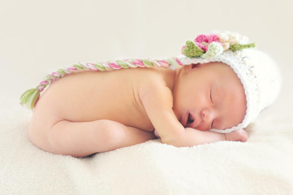 給寶寶喂奶一側(cè)乳房應(yīng)該要多久 可以一邊喂15分鐘嗎